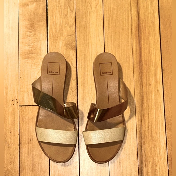 Dolce Vita Slip On Sandals - Picture 1 of 3